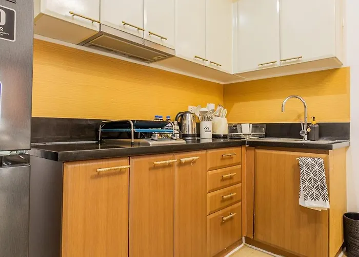 Cozy Venice Near At Bgc, Airport T123 Free Parking *
