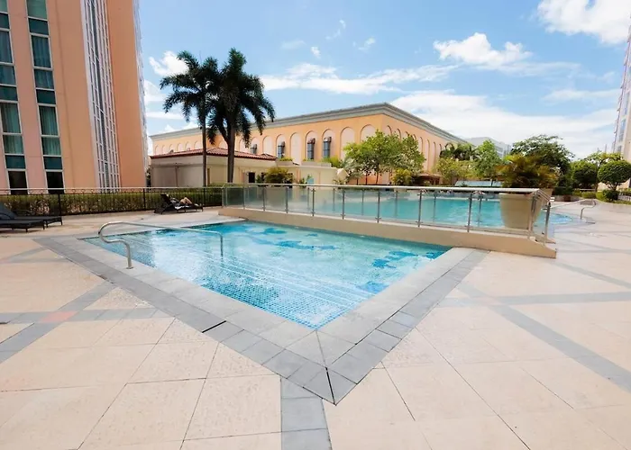 Cozy Venice Near At Bgc, Airport T123 Free Parking Apartment
