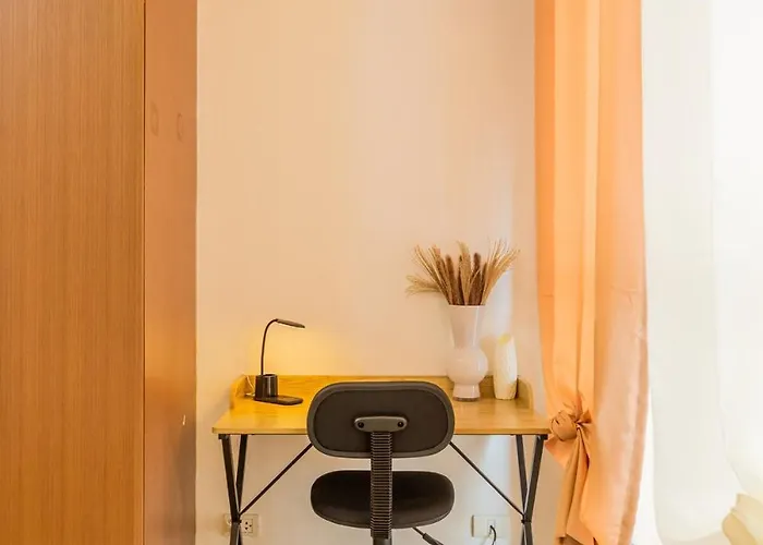 Apartment Cozy Venice Near At Bgc, Airport T123 Free Parking *