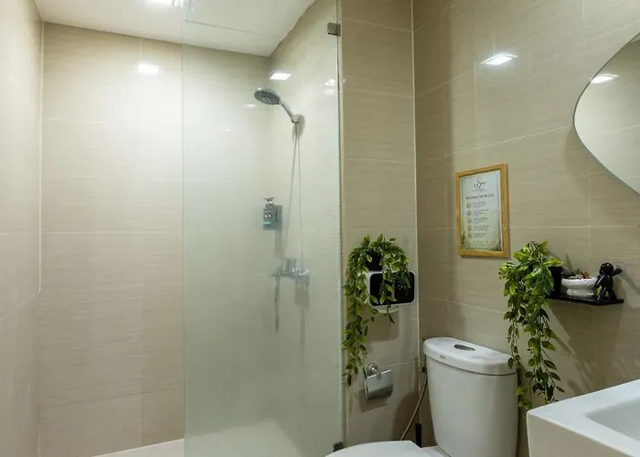 Cozy Venice Near At Bgc, Airport T123 Free Parking Apartment