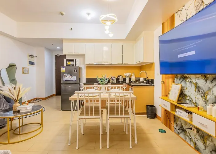 Cozy Venice Near At Bgc, Airport T123 Free Parking Apartment