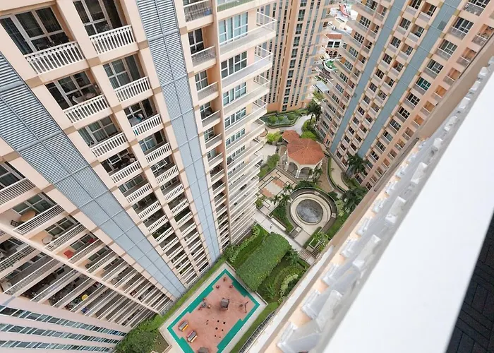 Cozy Venice Near At Bgc, Airport T123 Free Parking *